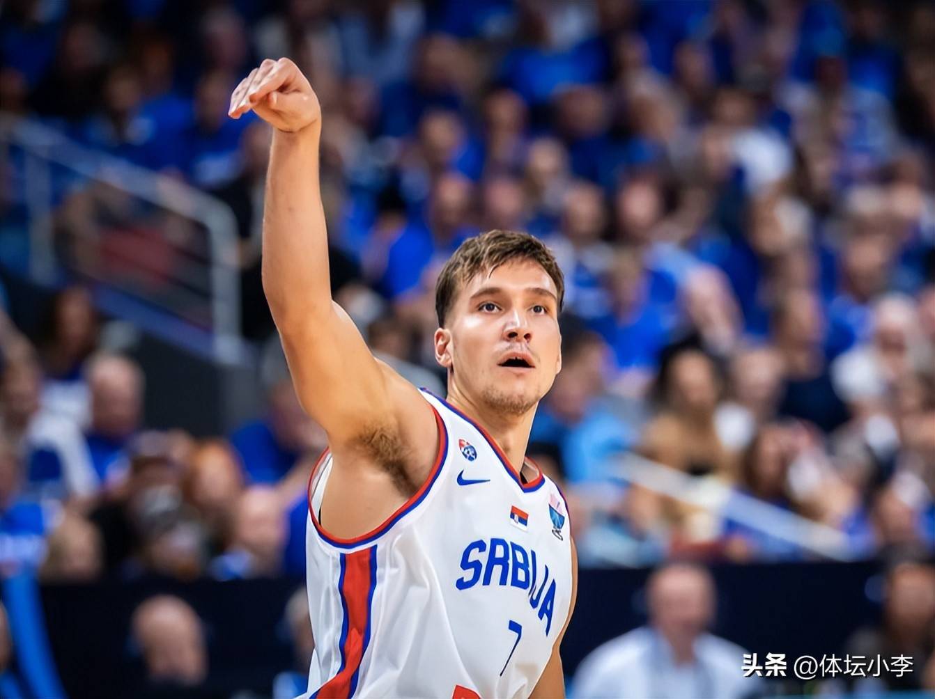 快船横扫爵士，约基奇送出助攻