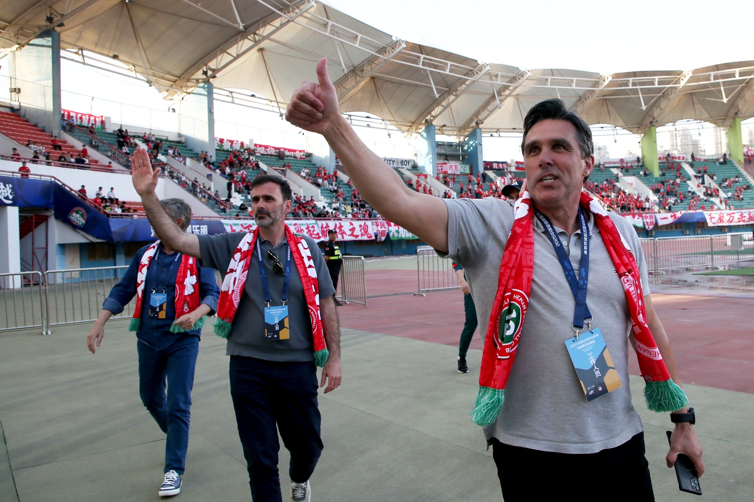 九游中国-关于球队换帅频繁，队内氛围是否受影响？的信息