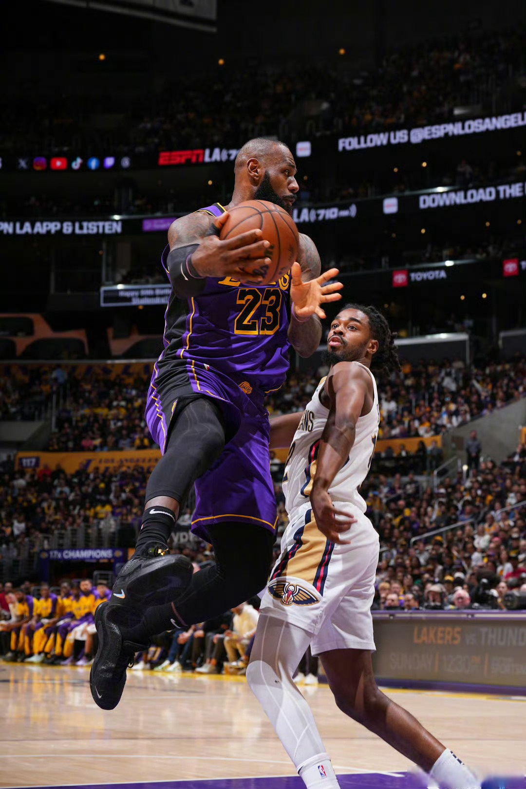 九游娱乐app下载-包含湖人逆袭战胜太阳，詹姆斯砍下分的词条