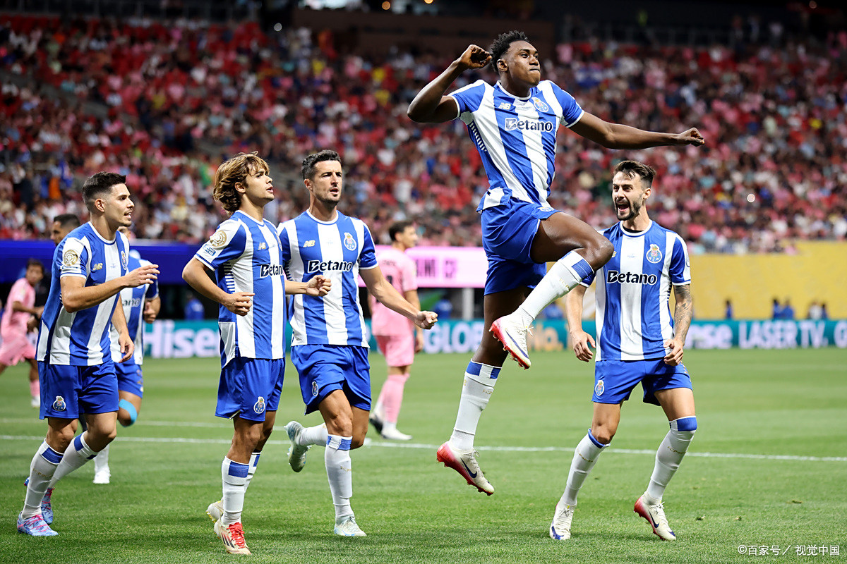 关于柏林赫塔在主场大胜对手，显示出色状态占据中游位置的信息