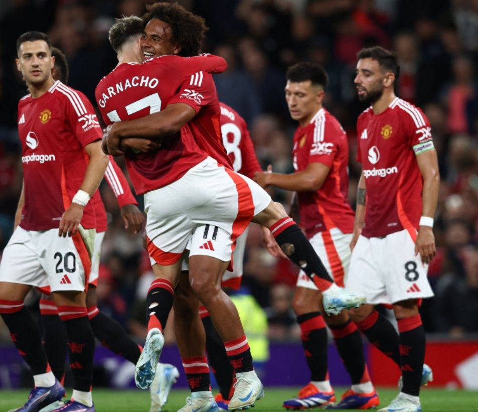 九游app下载-曼联完胜土耳其,穆勒统治全场