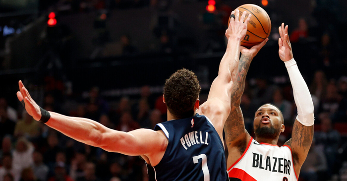 四川队鏖战辽宁队,利拉德刷新纪录 四川队鏖战辽宁队,利拉德刷新纪录