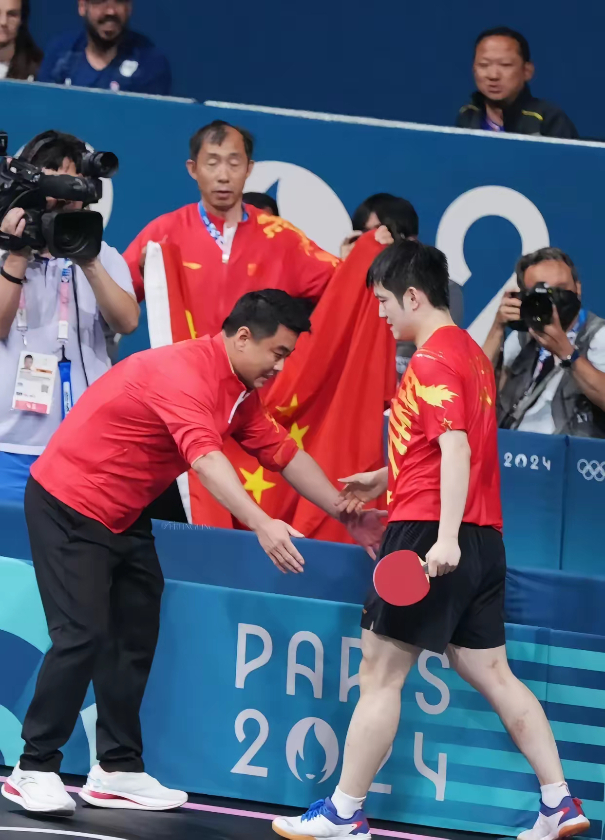 中国队轻取日本队，王皓关键制胜