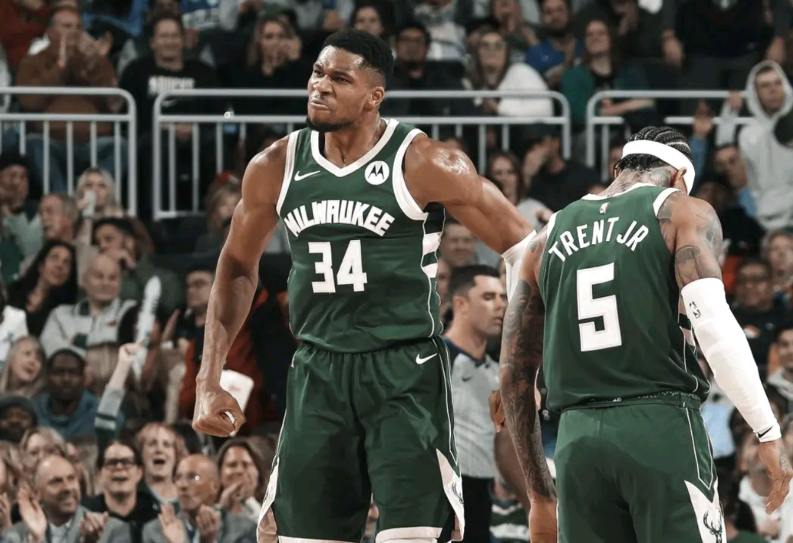 九游中国-包含爵士鏖战吉林队，字母哥状态火热的词条