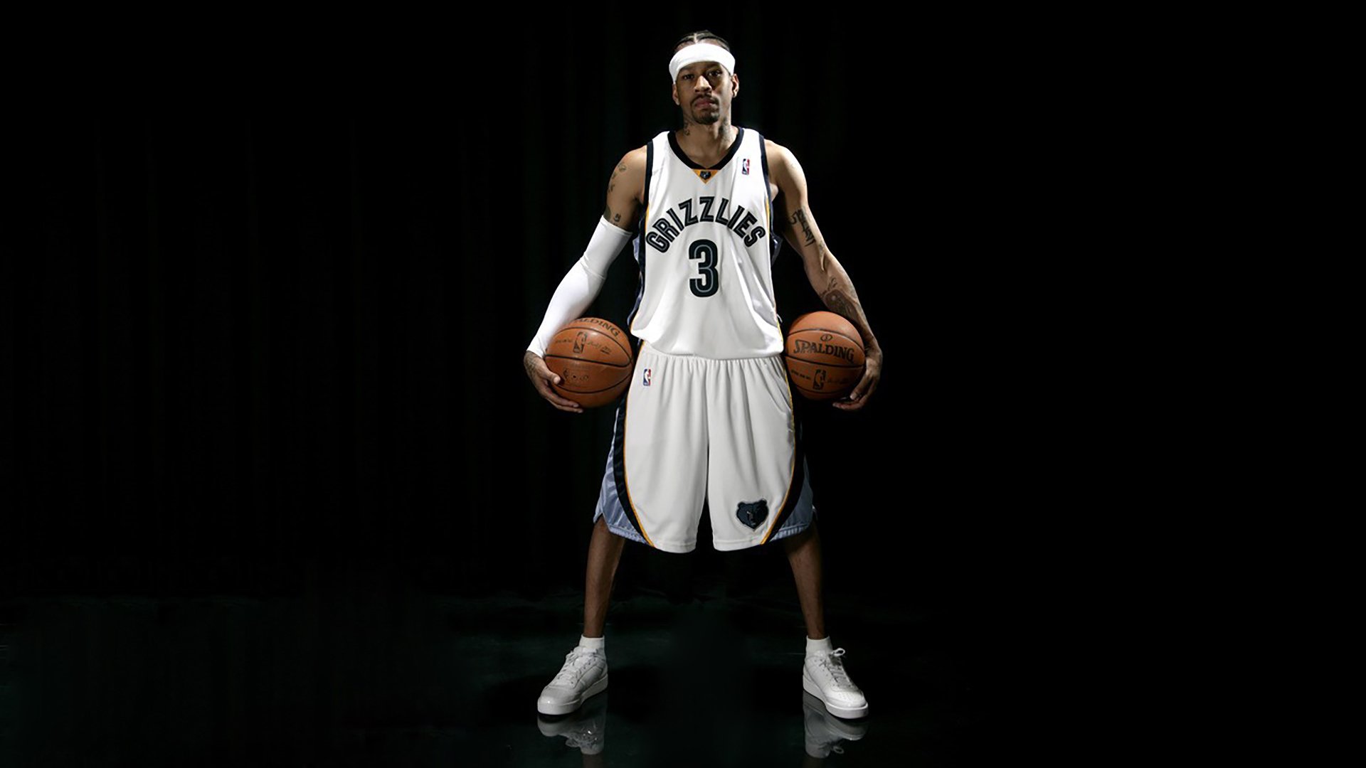 爵士巅峰对决，深圳队惊险胜出！克莱化身关键先生定乾坤